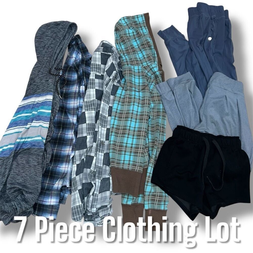 7 Piece Clothing Lot: Asics, Senita, Pinspark, Self Esteem, Wet Seal, Small-Med